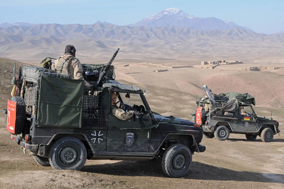 Deutsches Beobachtungs- und Verbindungsteam auf Patrouille bei Keshem in Afghanistan 2007