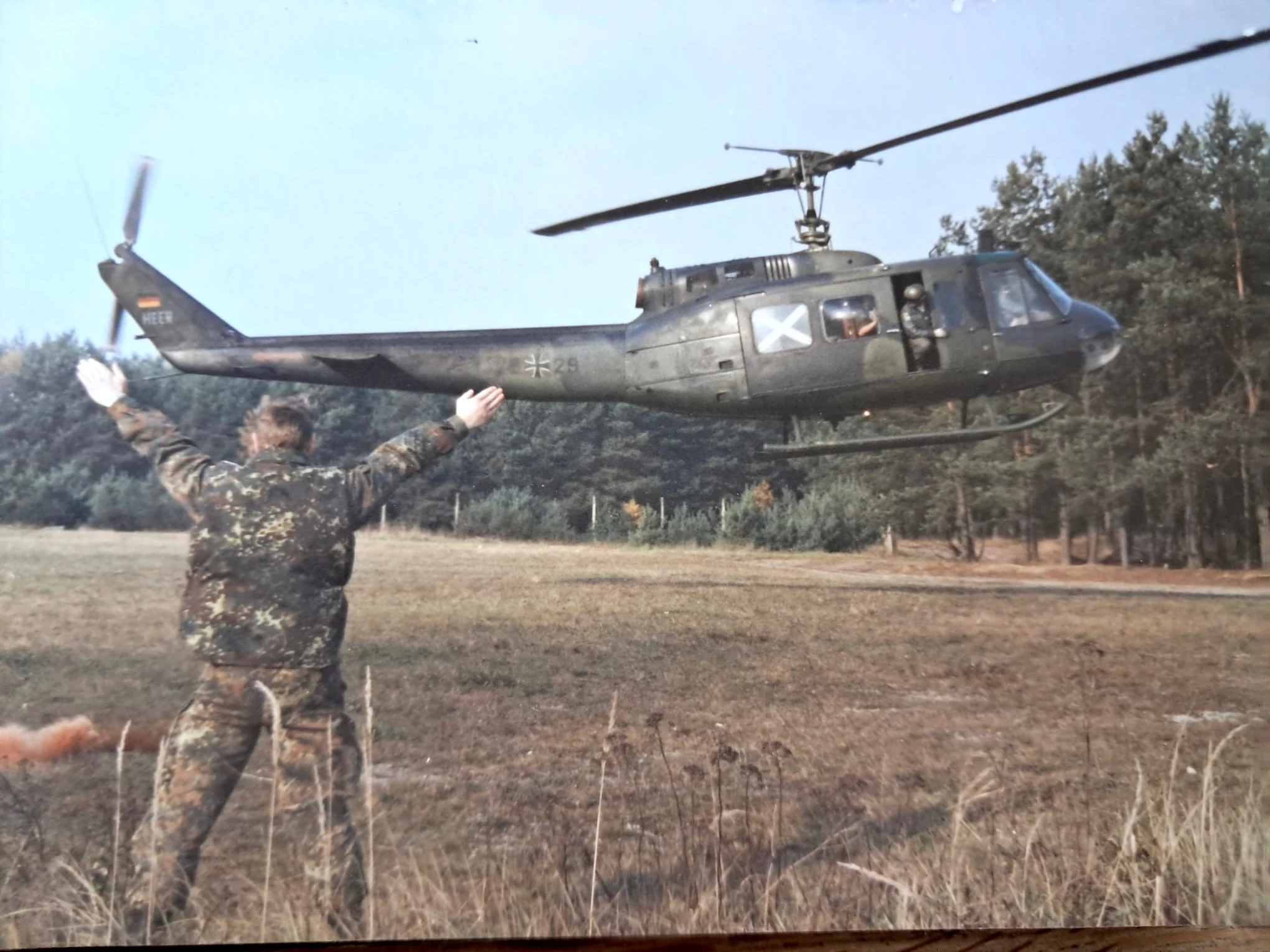 Historische Aufnahme mit Bell UH-1D während der Dienstzeit